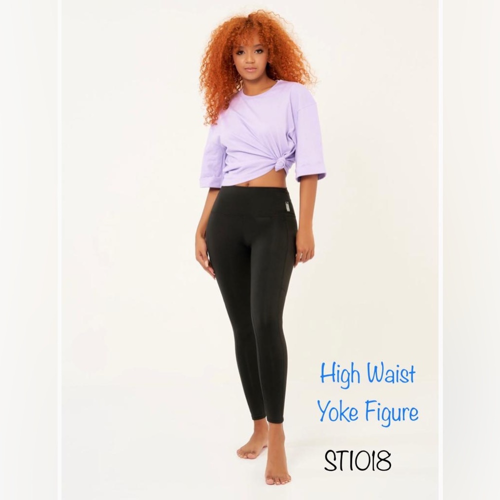 SALE‼️ Stitchish High Waist Leggings $10